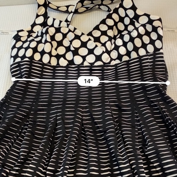 Calvin Klein Geometric Circle Print Black & White Dress Size 4 - Picture 16 of 16